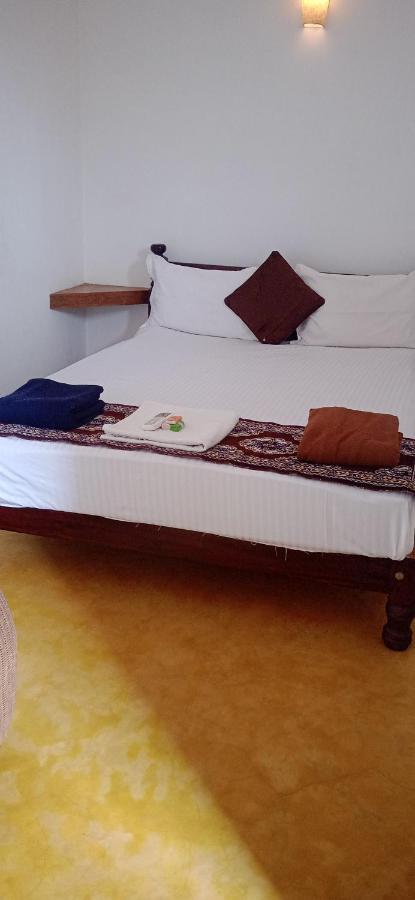 French Rivera Guest House 蓬蒂切里 外观 照片